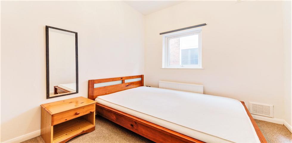 			2 Bedroom, 1 bath, 1 reception Flat			 Shoot Up Hill, KILBURN